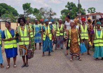 Street sweepers protest 4-month unpaid N10,000 stipends