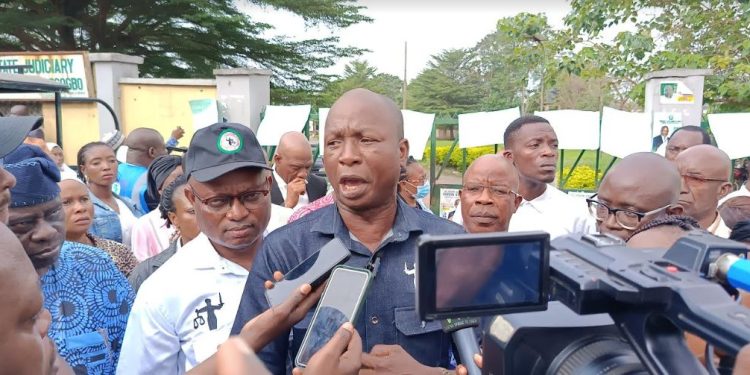 Just In: Osun JUSUN suspends over 3 months strike