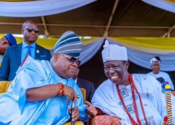 Olubadan traces historical ties with Modakeke, urges peace